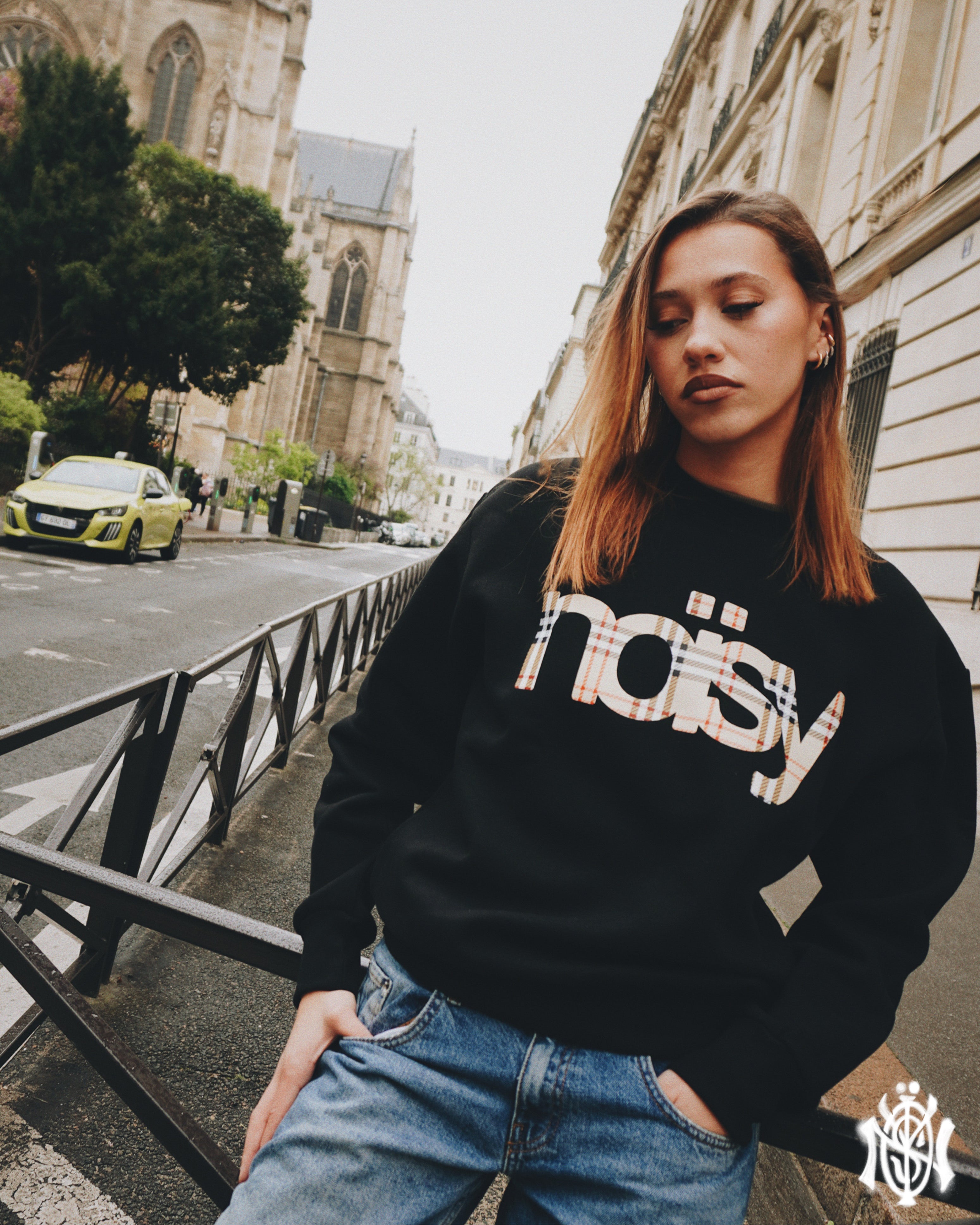 "BB" SWEAT